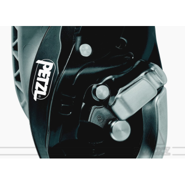 Auxiliary open brake for I'D